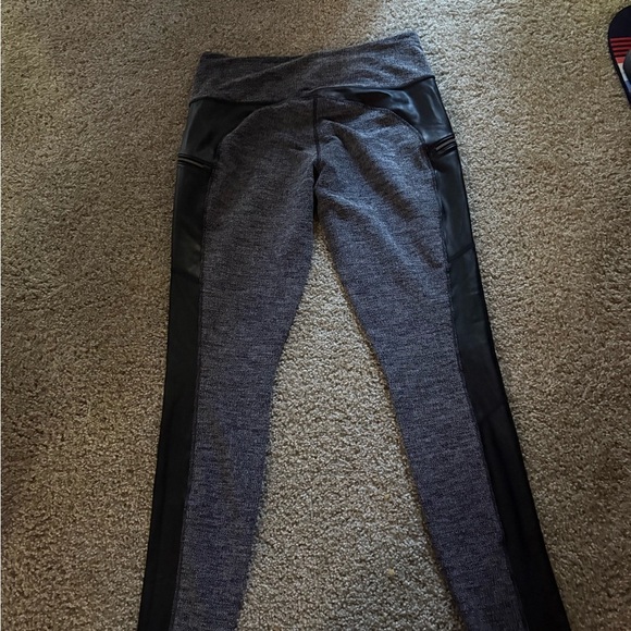 Athleta Black and Gray - Picture 4 of 6